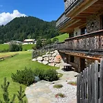 招待所 Alpenchalet Prinsengut 因特萨尔